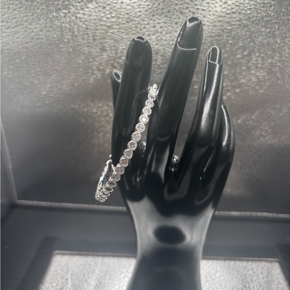 Elegant Silver Bangle Easy Clasp
